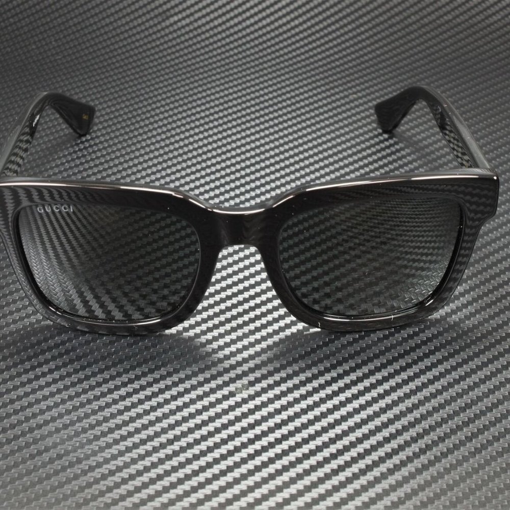 Gucci Men's Black Smoked Fashion Sunglasses - Picture 2 of 4